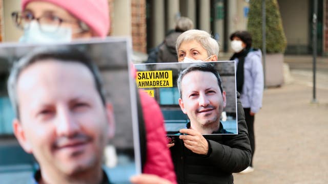 Am 28. November haben Amnesty International und Tadicali Italiani einen Sitzstreik organisiert, um den iranisch-schwedischen Arzt AhmadReza Djalali vor der Todesstrafe zu bewahren.