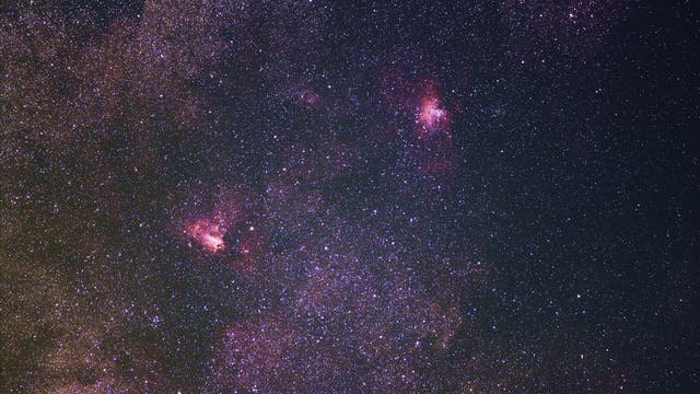 Die Emissionsnebel Messier 16 und 17