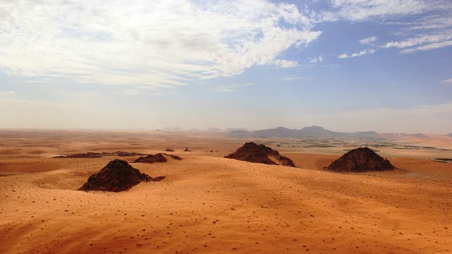 Wüste im Norden Saudi-Arabiens, im Foto die Oase Jubbah.
