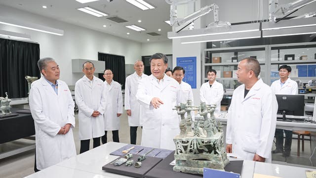 Im Juli 2023 stattete Xi Jinping den Museen und archäologischen Laboren in Sanxingdui einen Besuch ab.