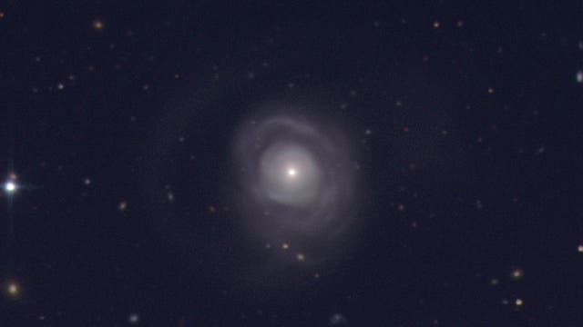 Die Galaxie NGC 5548 im Sternbild Bärenhüter