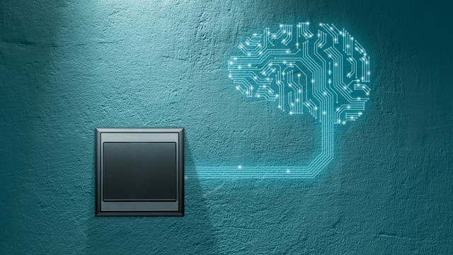 Ein moderner grauer Schalter auf einer rauen Wand, von ihm führen leuchtende Linien zu einem geometrischen, hirnförmigen Gebilde auf der Wand, alles in türkis-blauen Farben.