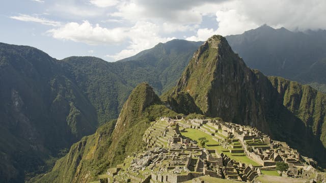 Ansicht von Machu Picchu von schräg oben 