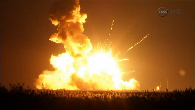 Explosion der Antares-Rakete am 28. Oktober 2014 (TV-Standbild)