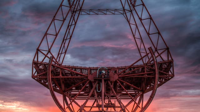 Das H.E.S.S.-II-Teleskop in Namibia