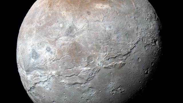 Plutomond Charon im Detail