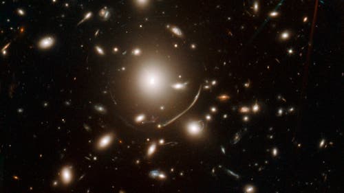 Gelinste Galaxie von Abell 383