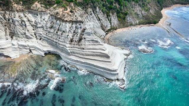 Prägnante Kalksteinformation namens Scala dei Turchi an der sizilianischen Küste