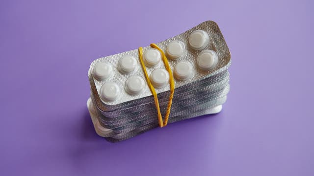 Stapel mit mehreren Tablettenblistern