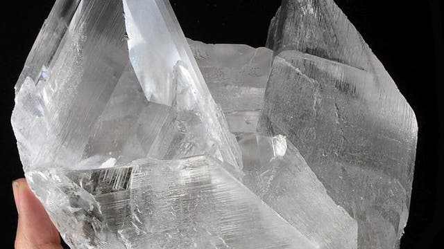 Extrem klarer Gipskristall aus Naica