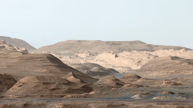 An den Hängen des Aeolis Mons