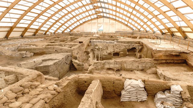 Blick auf die Ausgrabungsstätte von Çatalhöyük 