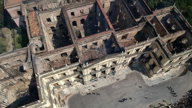 Ausgebranntes Nationalmuseum von Rio de Janeiro