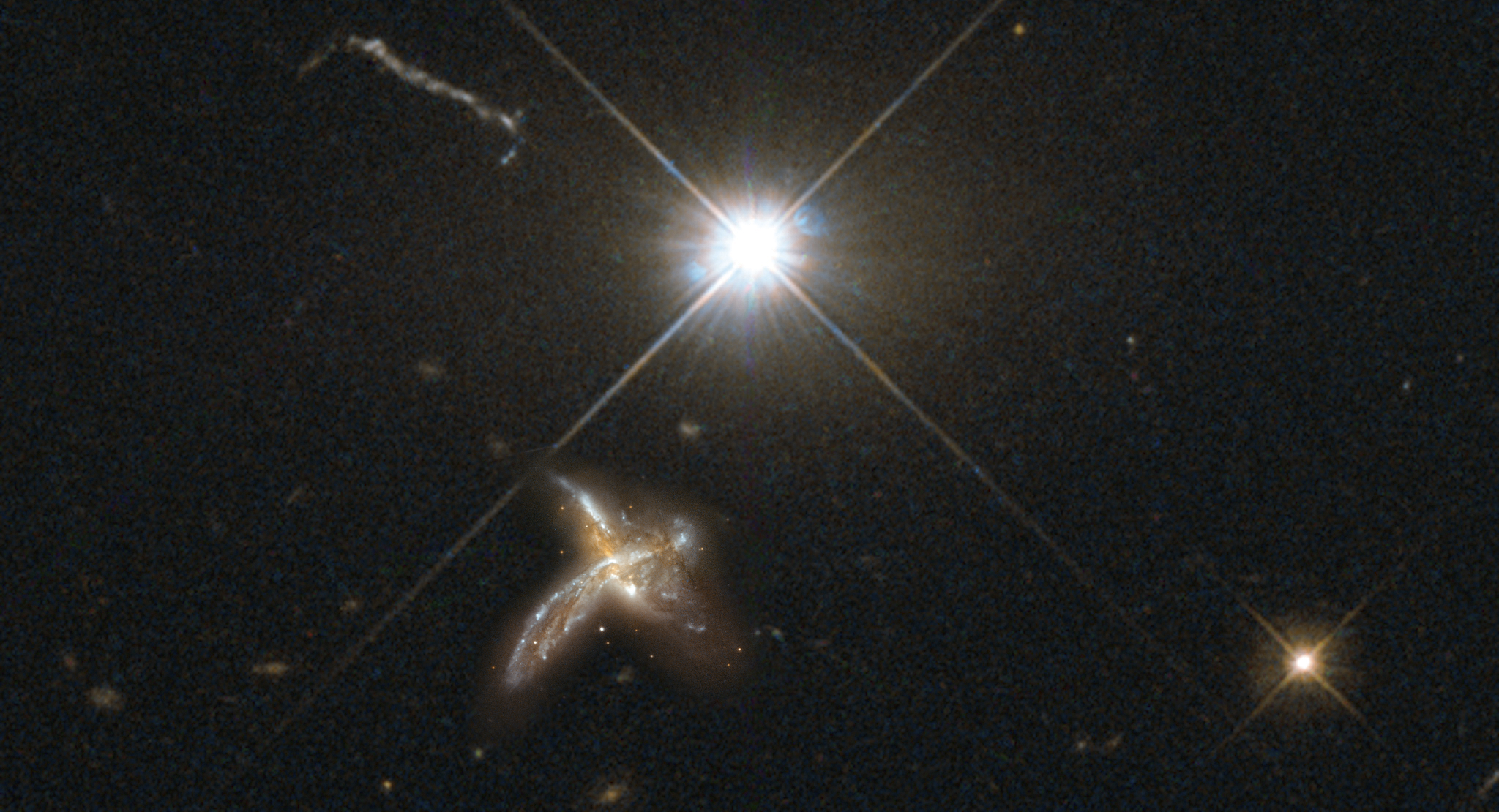 Die beobachteten Galaxien sind so weit entfernt, dass derzeit keine detaillierten Bilder möglich sind. Diese Bildmontage gibt einen Eindruck, wie eine Nachbargalaxie neben einem Quasar aussehen könnte.