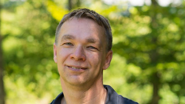 Michael Kramer ist Direktor am Max-Planck-Institut für Radioastronomie in Bonn.