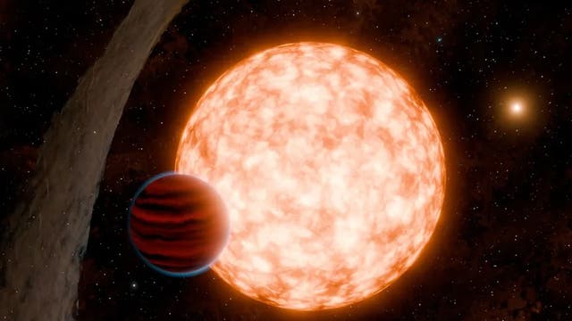 Jupiterähnlicher Exoplanet um den Stern TIDYE-1 (Illustration) mit Staubscheibe und Begleitstern.