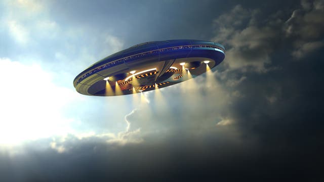 Ein UFO entschwebt