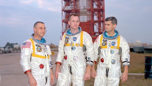 Die Crew von Apollo-1