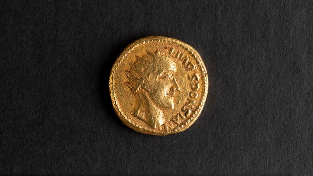 Römische Goldmünze mit Kopf von Sponsian
