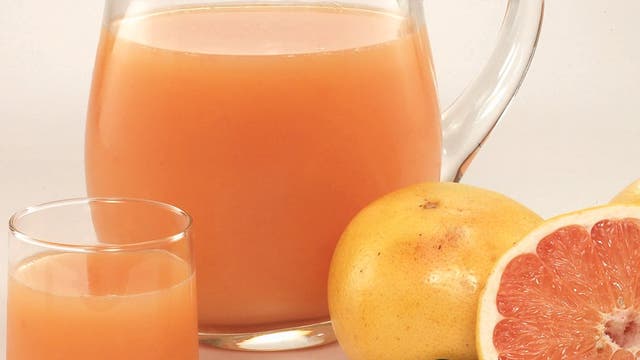 Grapefruitsaft beeinflusst Medikamentenaufnahme