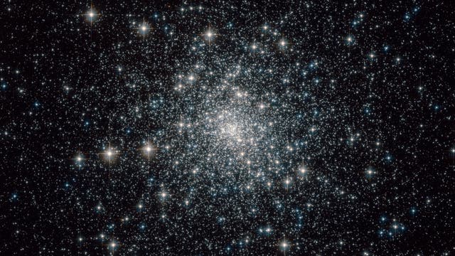 Der Kugelsternhaufen Messier 30 im Sternbild Steinbock