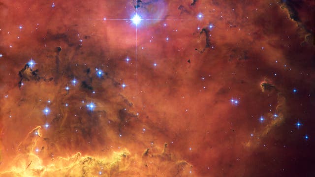 Sternentstehungsgebiet im südlichen Sternbild Achterdeck