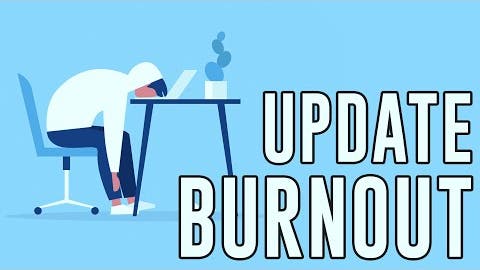 Experten und eine Betroffene diskutieren über Möglichkeiten im Kampf gegen Burnout