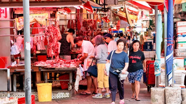 Fleischverkauf an einem Straßenstand in Hong Kong
