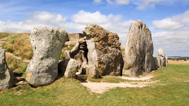 Megalithgrab »West Kennet Long Barrow«