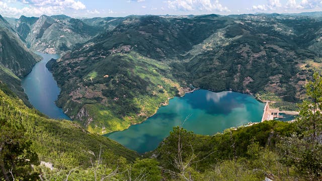 Wasserkraftwerk an der Drina