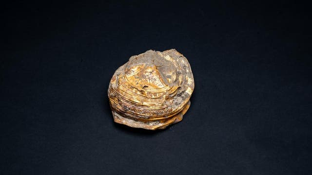 Rund 3000 Jahre alte Goldschale aus Ebreichsdorf.