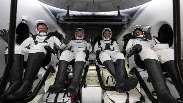 Die vier gelandeten ISS-Raumfahrer der Crew 8