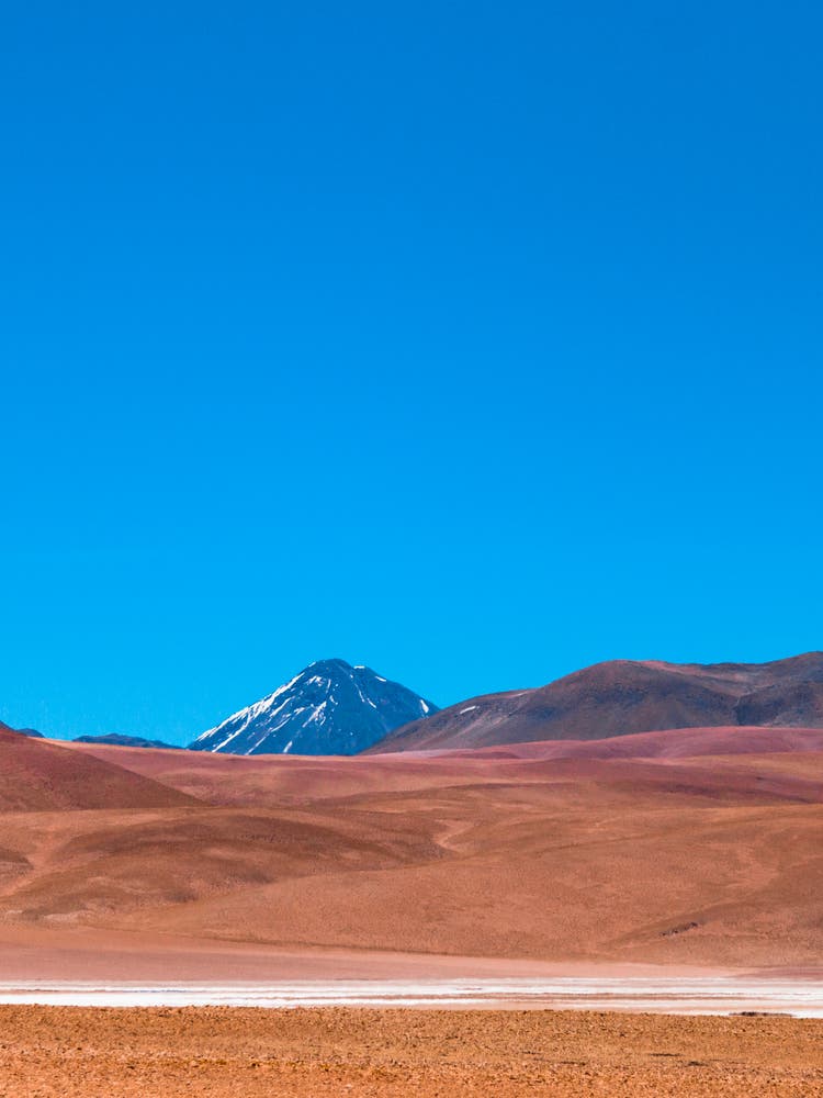 Altiplano in Chile: Ein Vulkan...