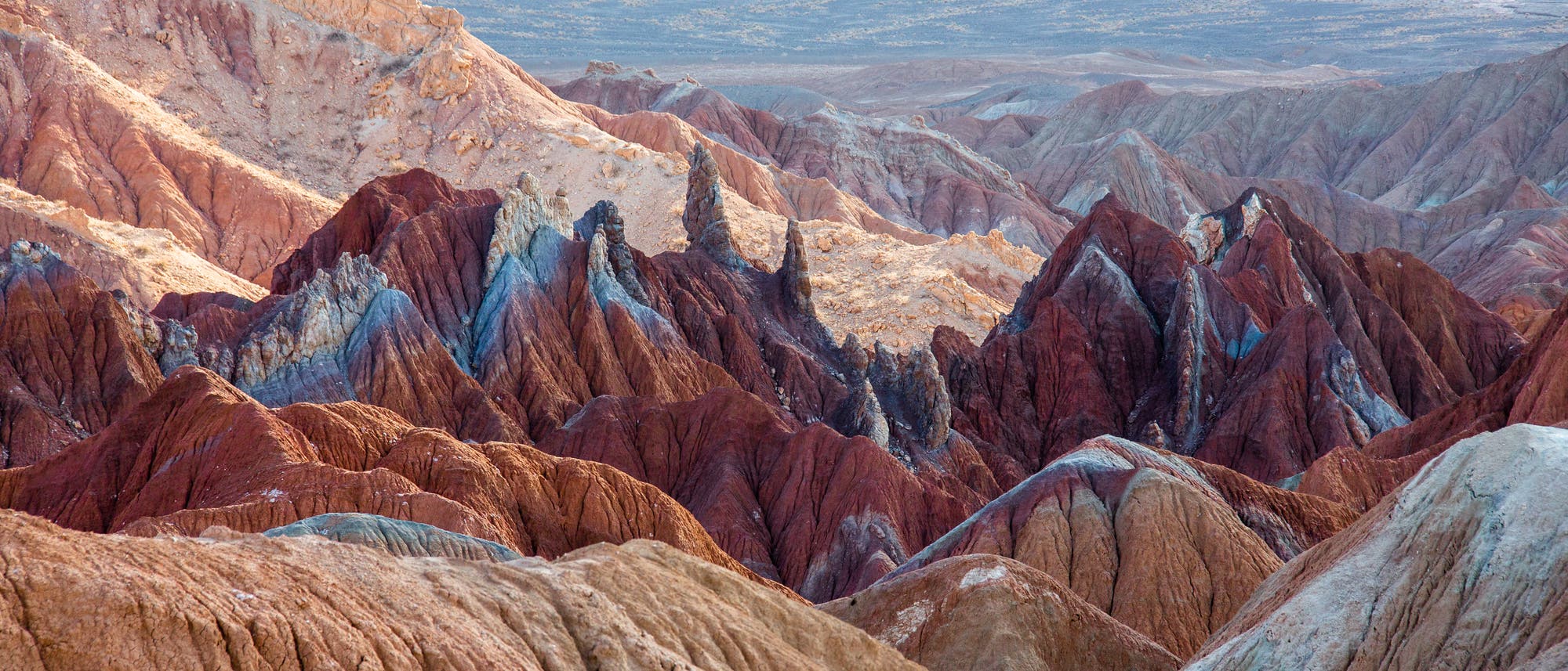 Berge in der Wüste Lut im Südwesten des Iran. Berge in der Wüste Lut im Südwesten des Iran.
