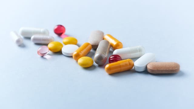 Vitamin- und Nahrungsergänzungs-Pillen