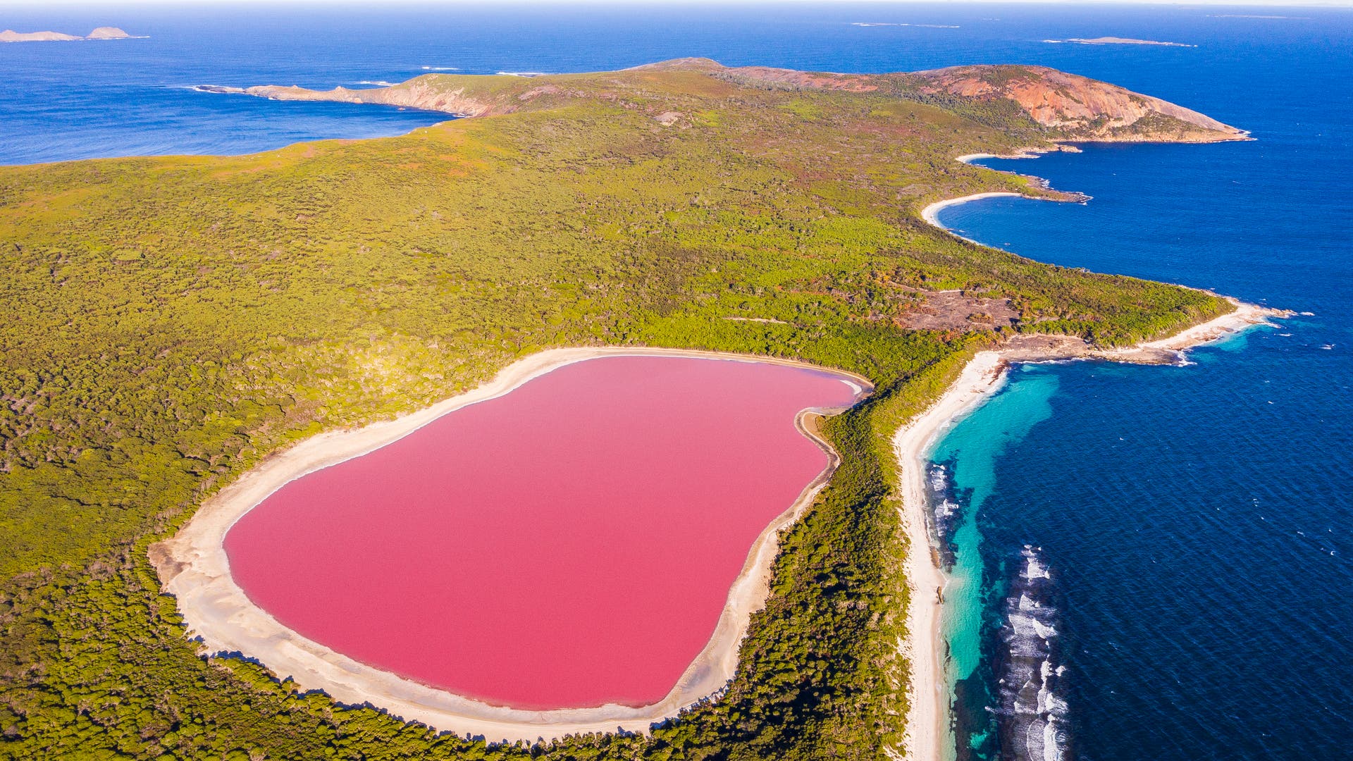 Naturwunder Bakterienmix färbt diesen See rosa Spektrum der Wissenschaft
