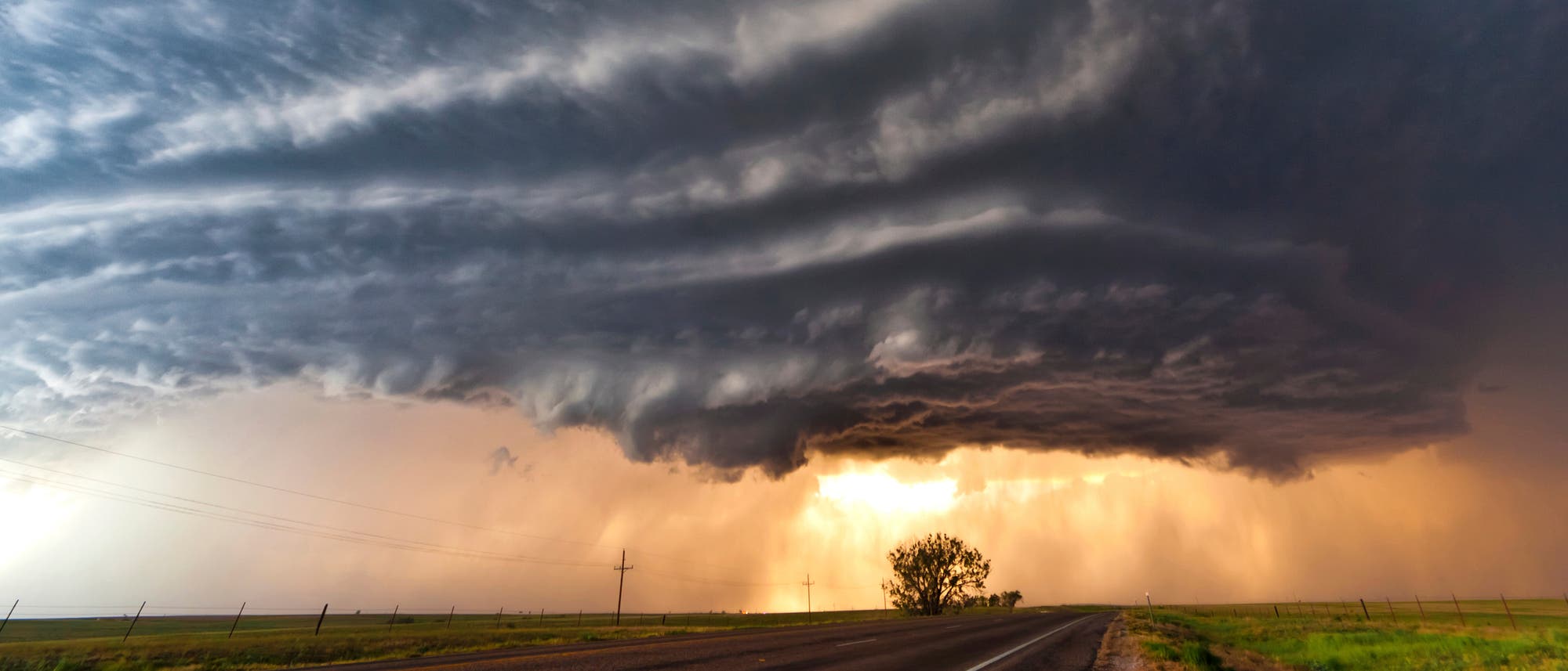 Tornado-Superzelle in den USA Tornado-Superzelle in den USA