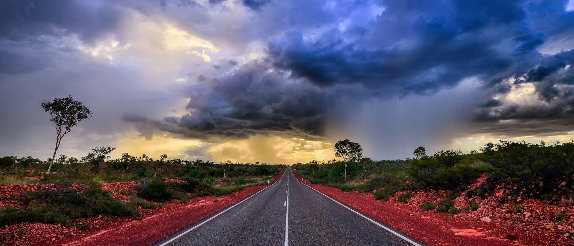 Gewitter im australischen Outback
