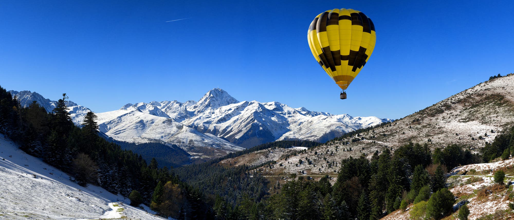 Der Pic du Midi de Bigorre ist ein 2877 Meter hoher Berg in den französischen Pyrenäen.