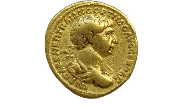 Römische Goldmünze des Kaisers Trajan. Symbolbild