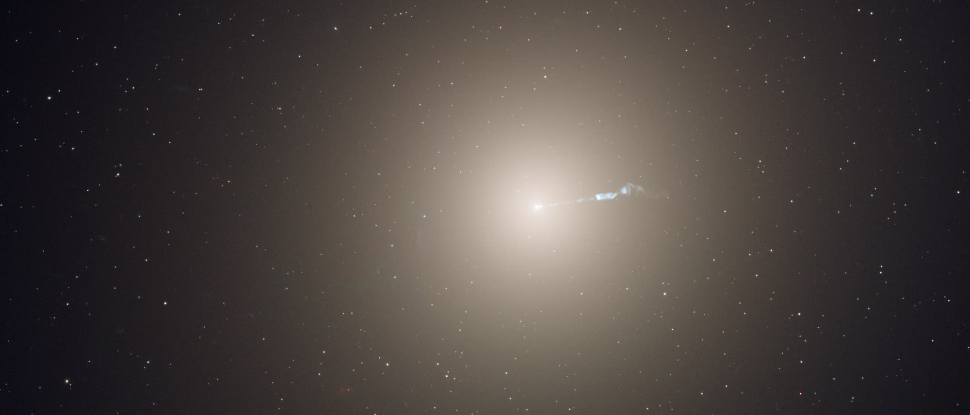 Galaxie M87 Galaxie M87