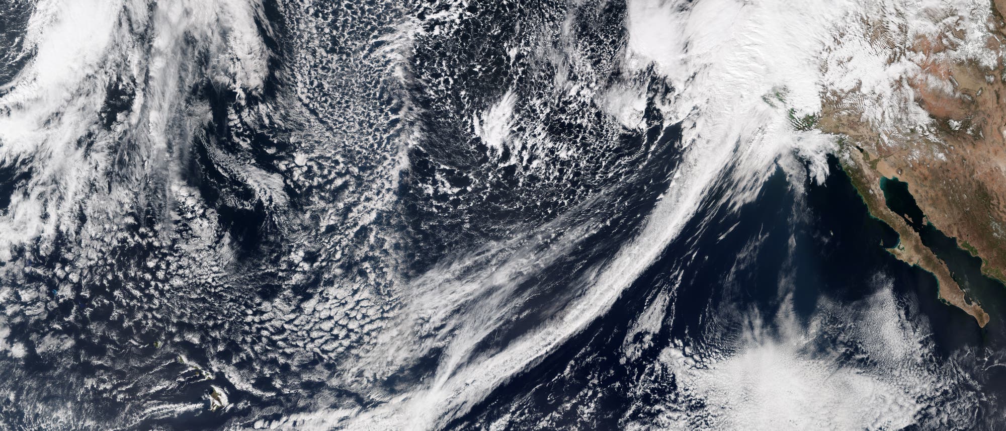Atmosphärischer Fluss von Hawaii nach Kalifornien sorgt für heftigen Regen Atmosphärischer Fluss von Hawaii nach Kalifornien sorgt für heftigen Regen