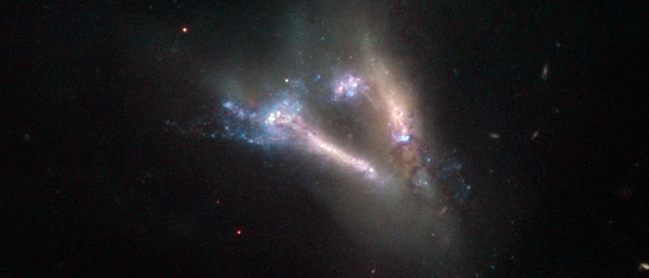IC 2184 - zwei verschmelzende Galaxien IC 2184 - zwei verschmelzende Galaxien