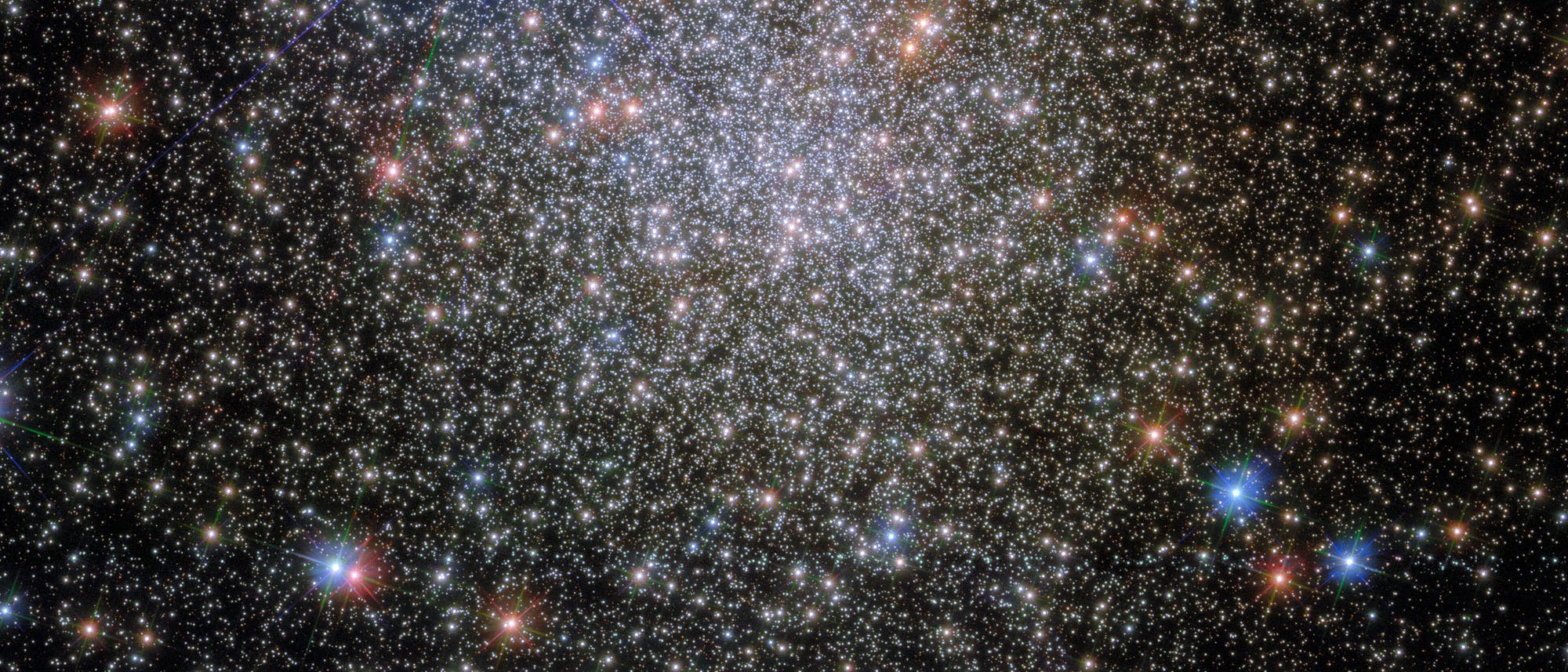 Der Kugelsternhaufen NGC 6380 im Hubble-Teleskop