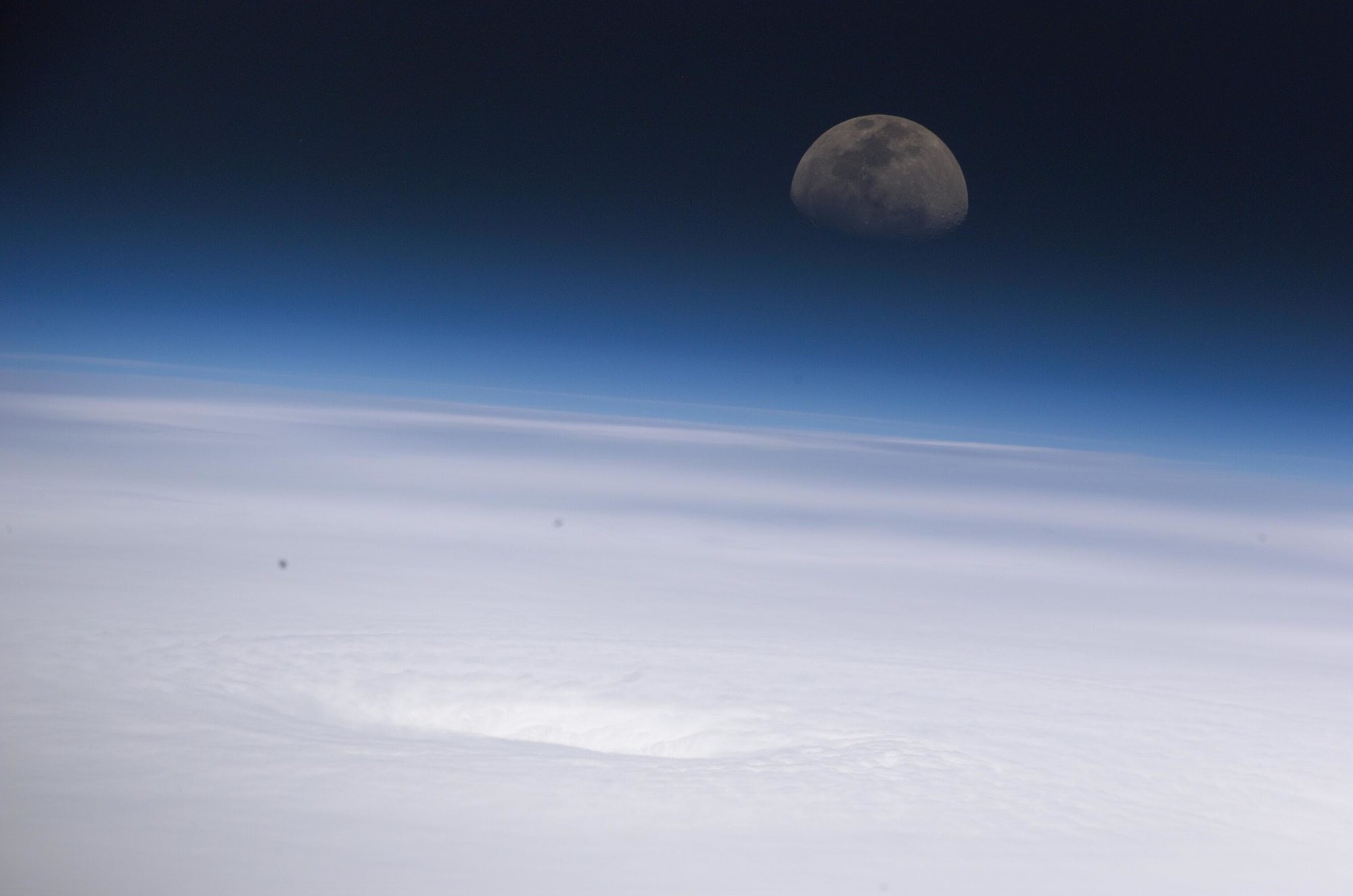 Mond über Hurrikan Mond über Hurrikan