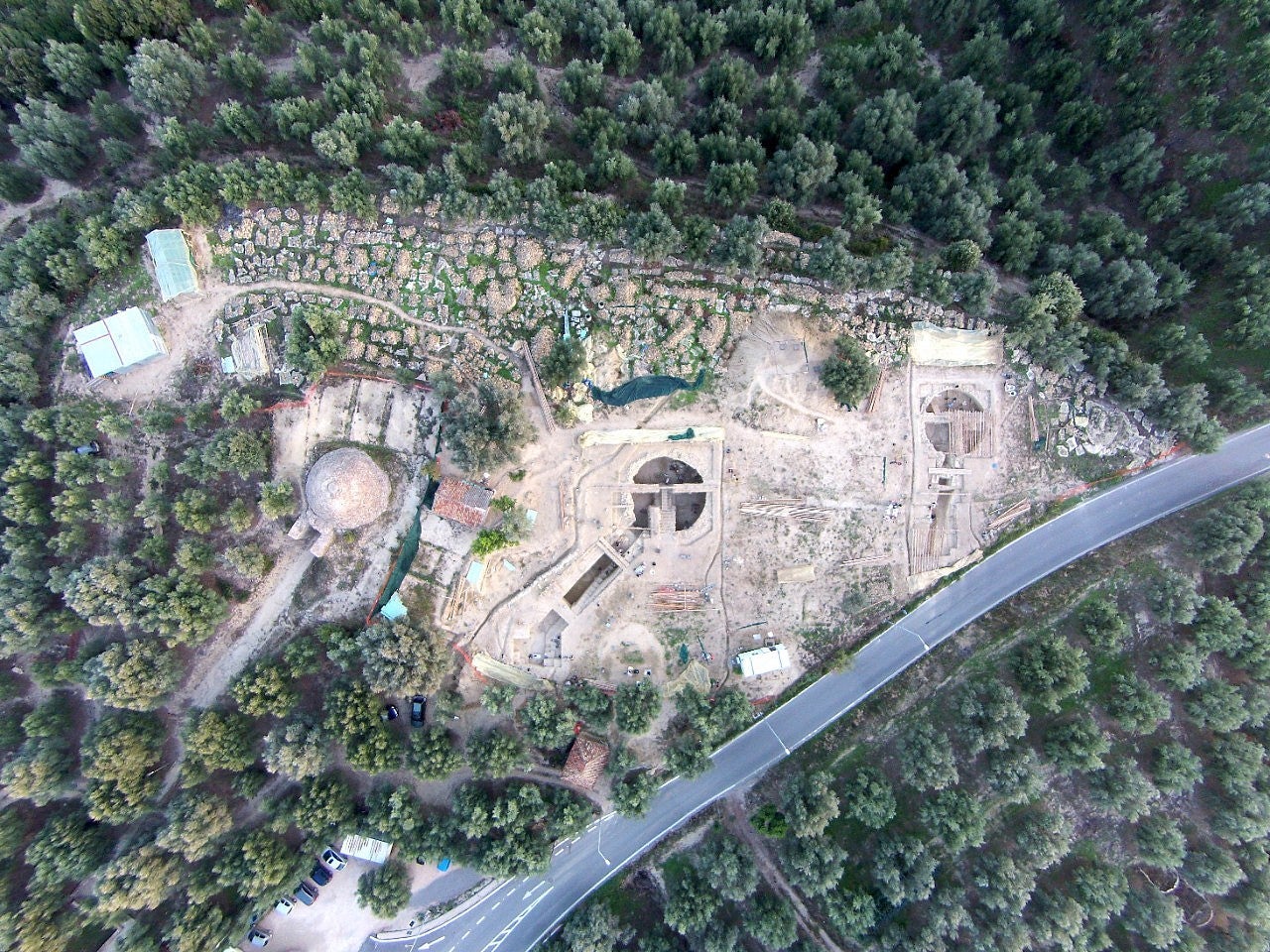 Die Tholosgräber von Pylos Die Tholosgräber von Pylos