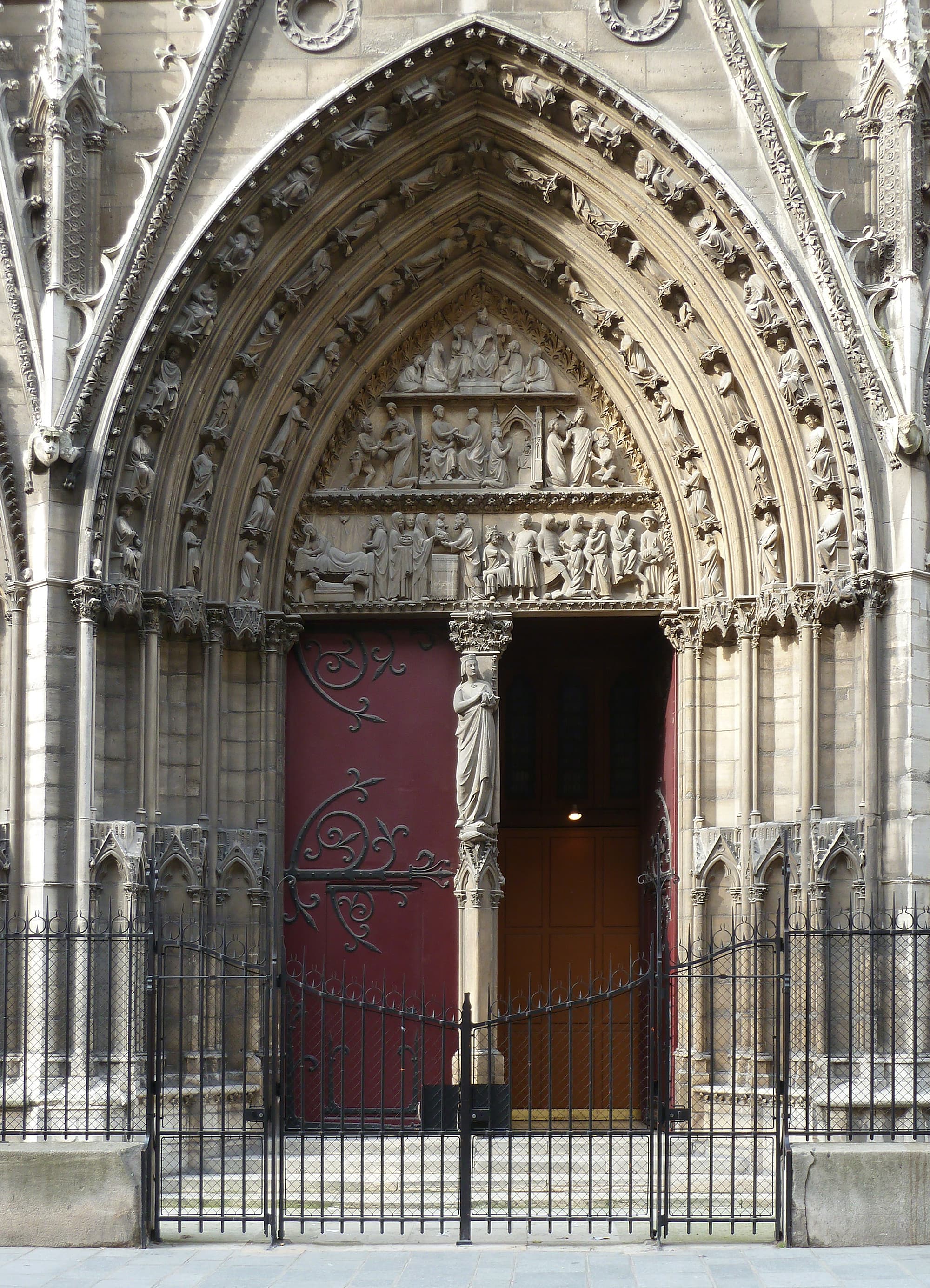 Nordportal des Querhauses Nordportal des Querhauses