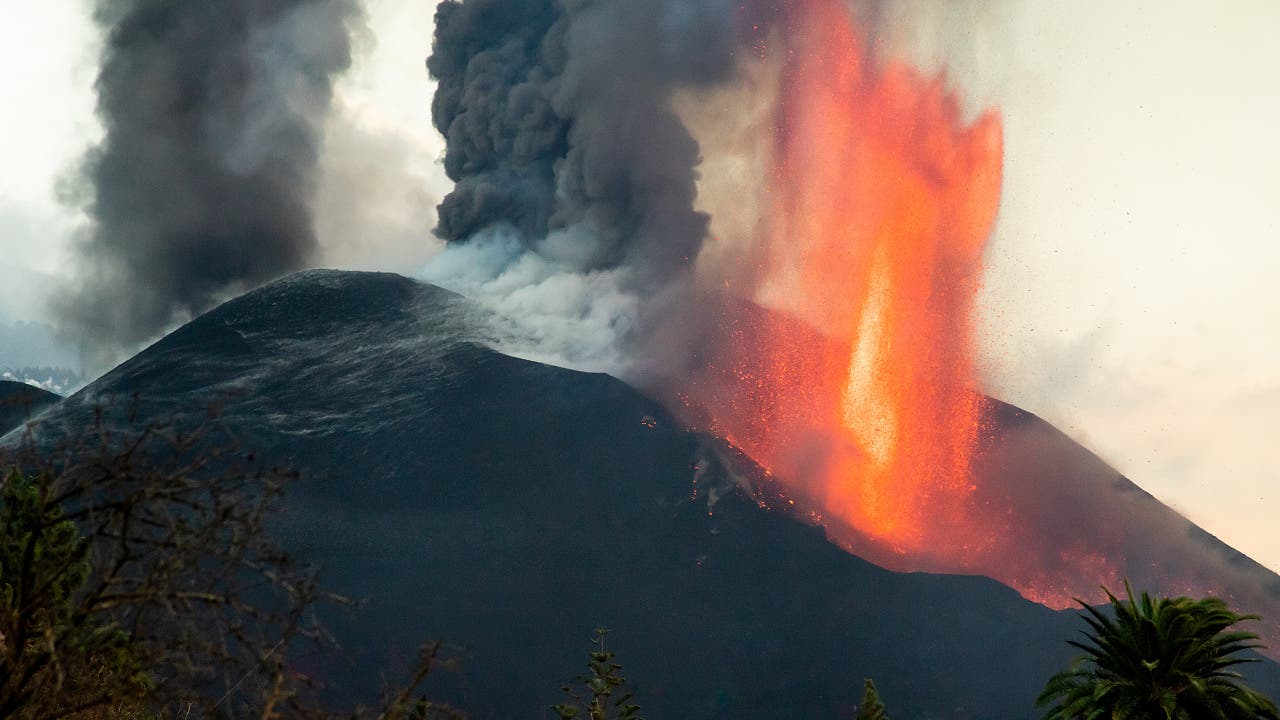 Vulkanausbrüche: Explosionen durch überhitztes Magma