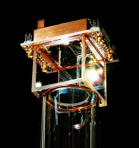 Vakuumkammer für Bell-Experimente Vakuumkammer für Bell-Experimente