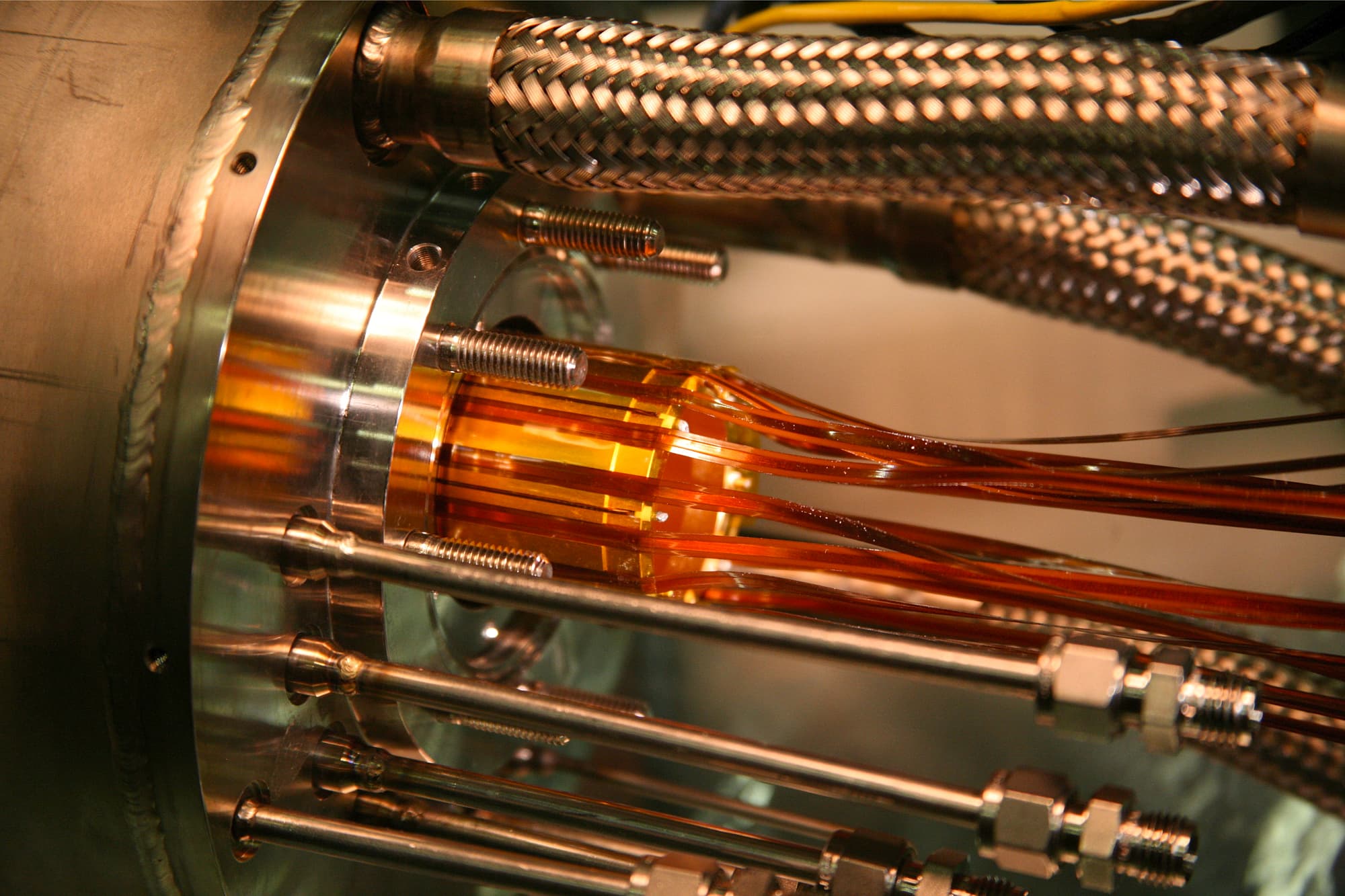 Elektrode der Alpha-Falle Elektrode der Alpha-Falle